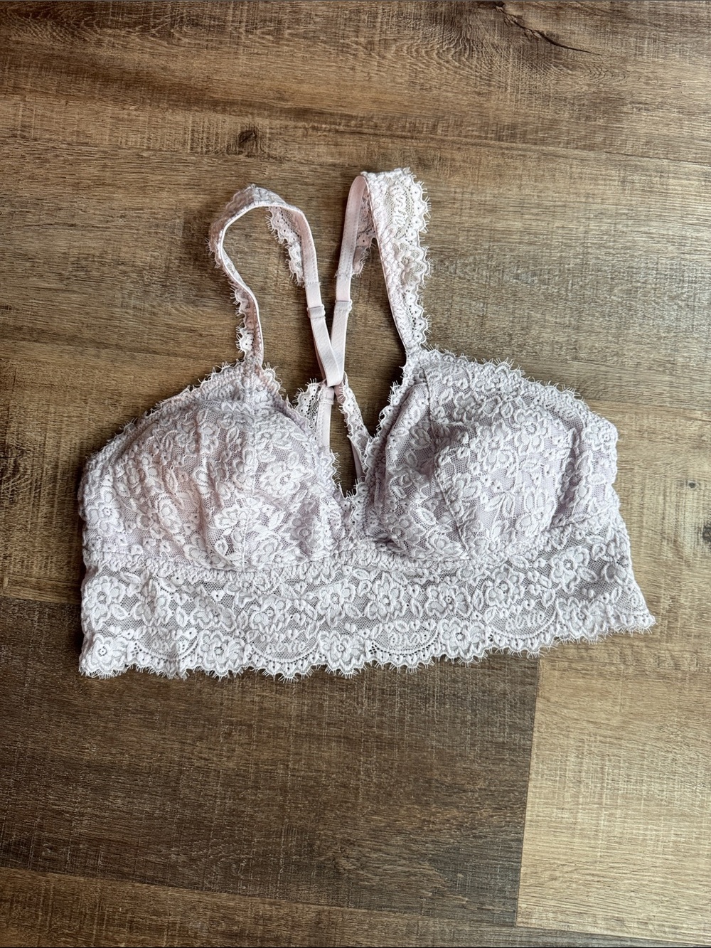 Delicate Lace Bralette in Lilac